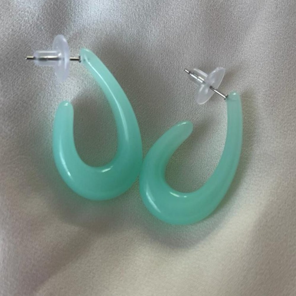 Light blue resin earrings, light blue acrylic earrings
